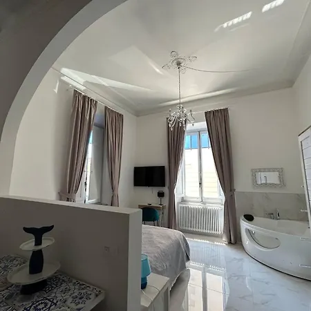 Allegra With Jacuzzi Appartement Viareggio